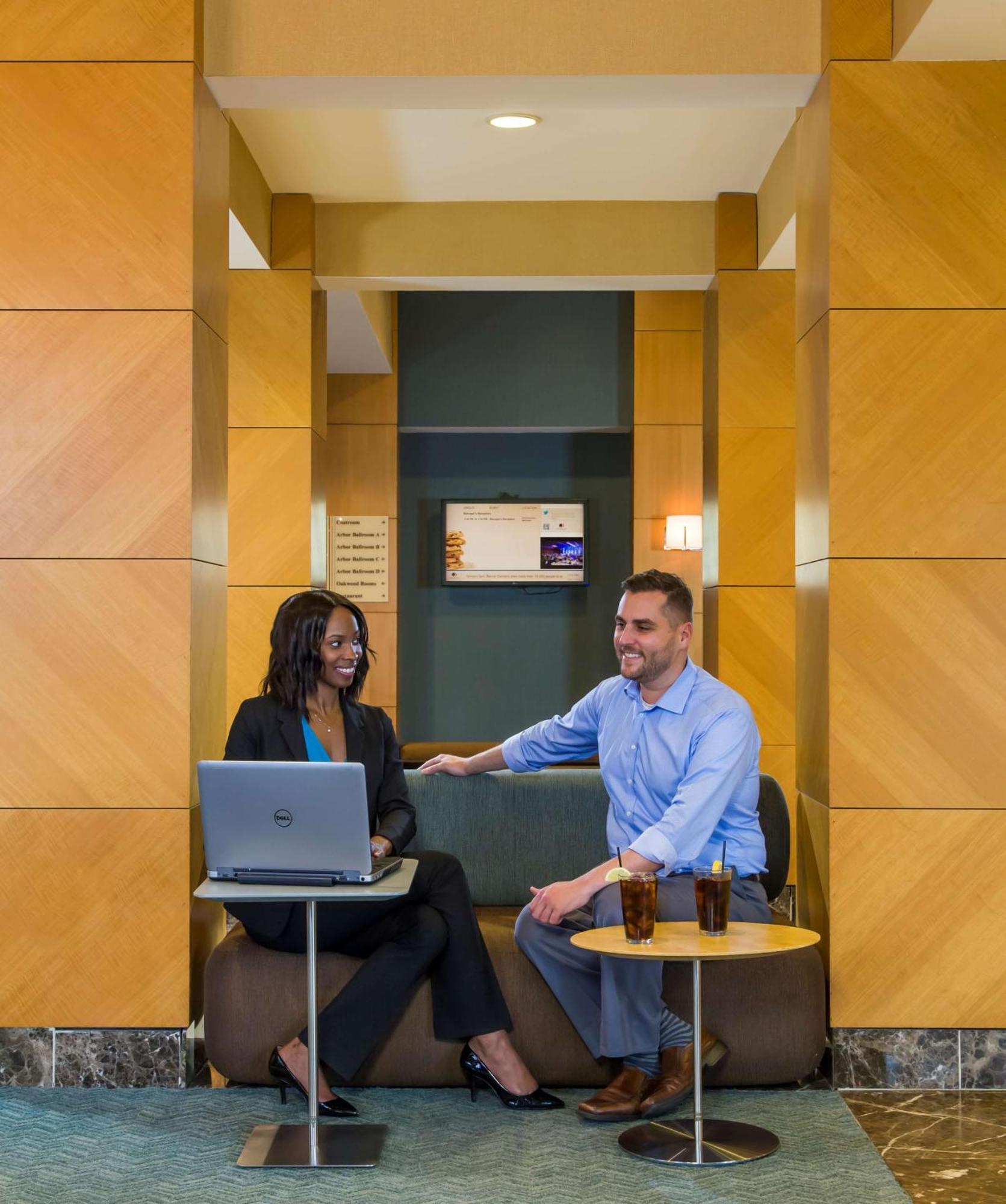 Готель Doubletree By Hilton Chicago - Арлінґтон-Гайтс Екстер'єр фото