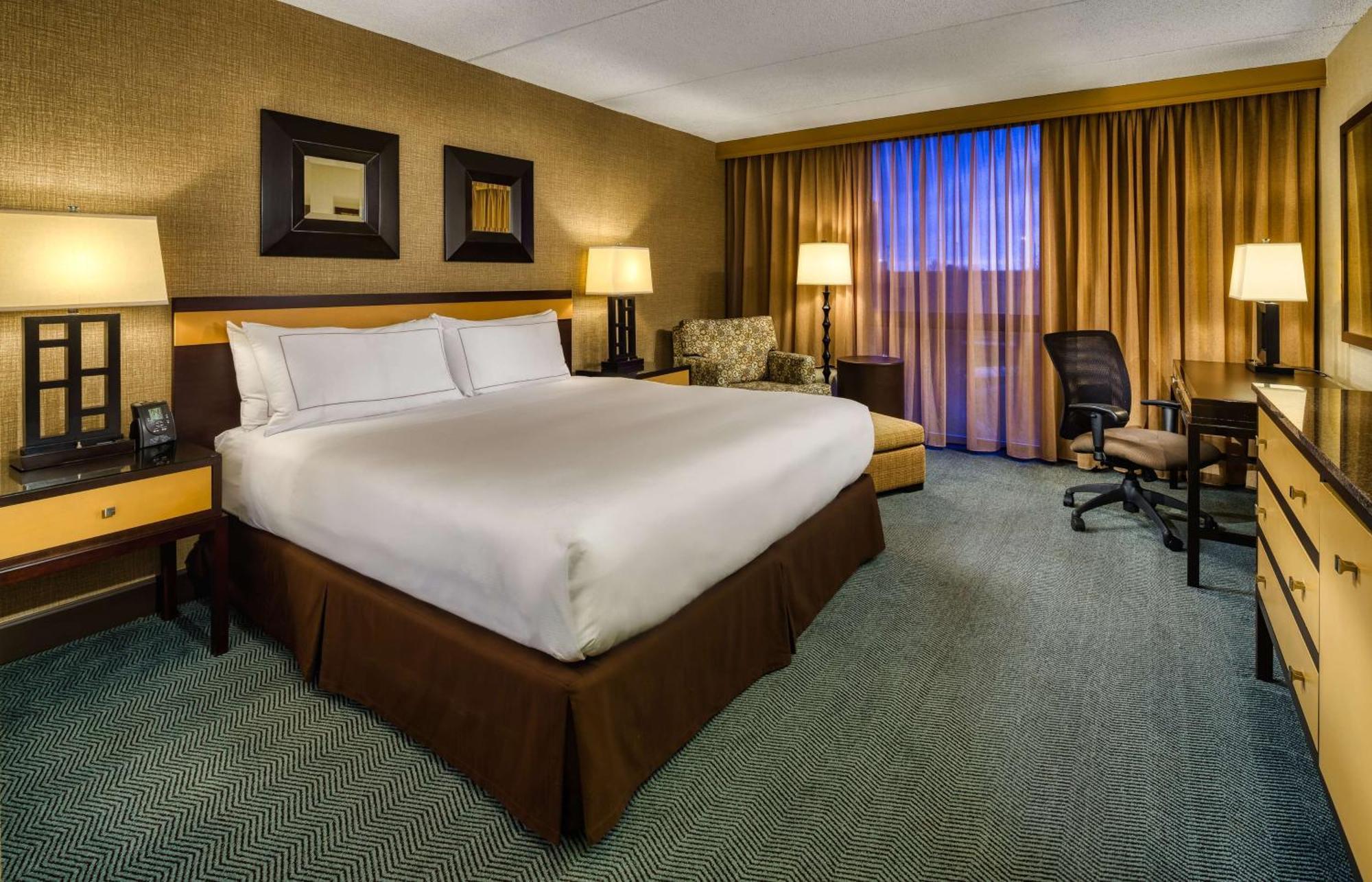 Готель Doubletree By Hilton Chicago - Арлінґтон-Гайтс Екстер'єр фото