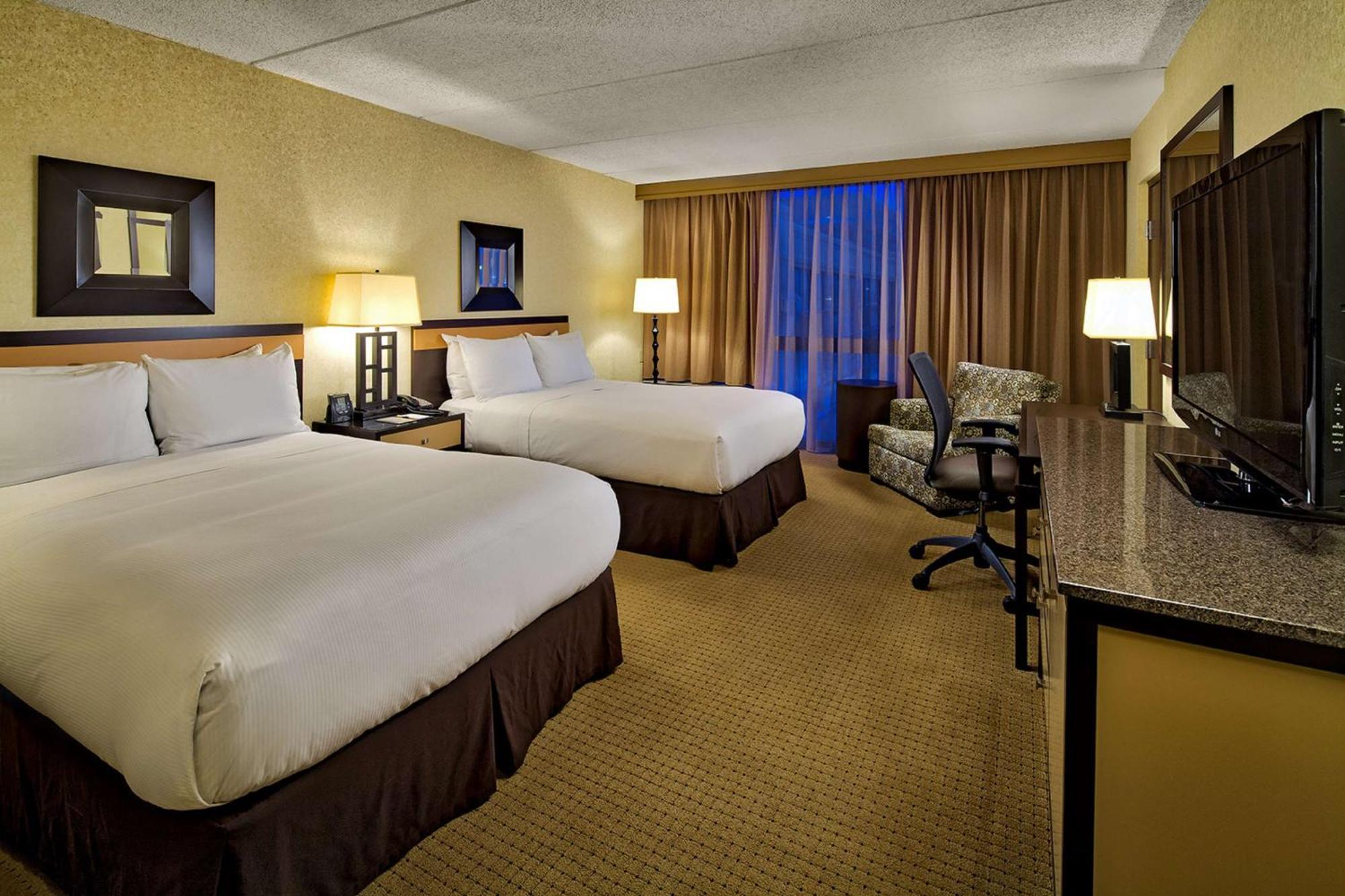 Готель Doubletree By Hilton Chicago - Арлінґтон-Гайтс Екстер'єр фото